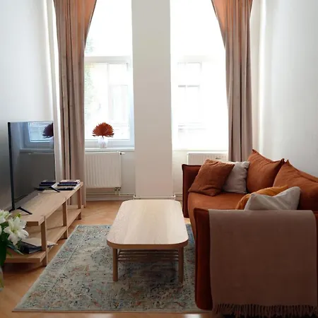 V Srdci Olomouce Jen Par Kroku Od Centra Apartament