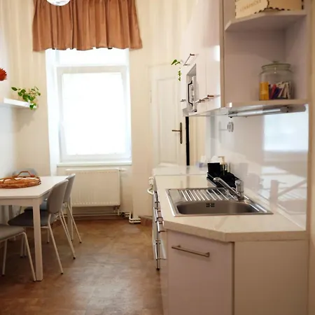 V Srdci Olomouce Jen Par Kroku Od Centra